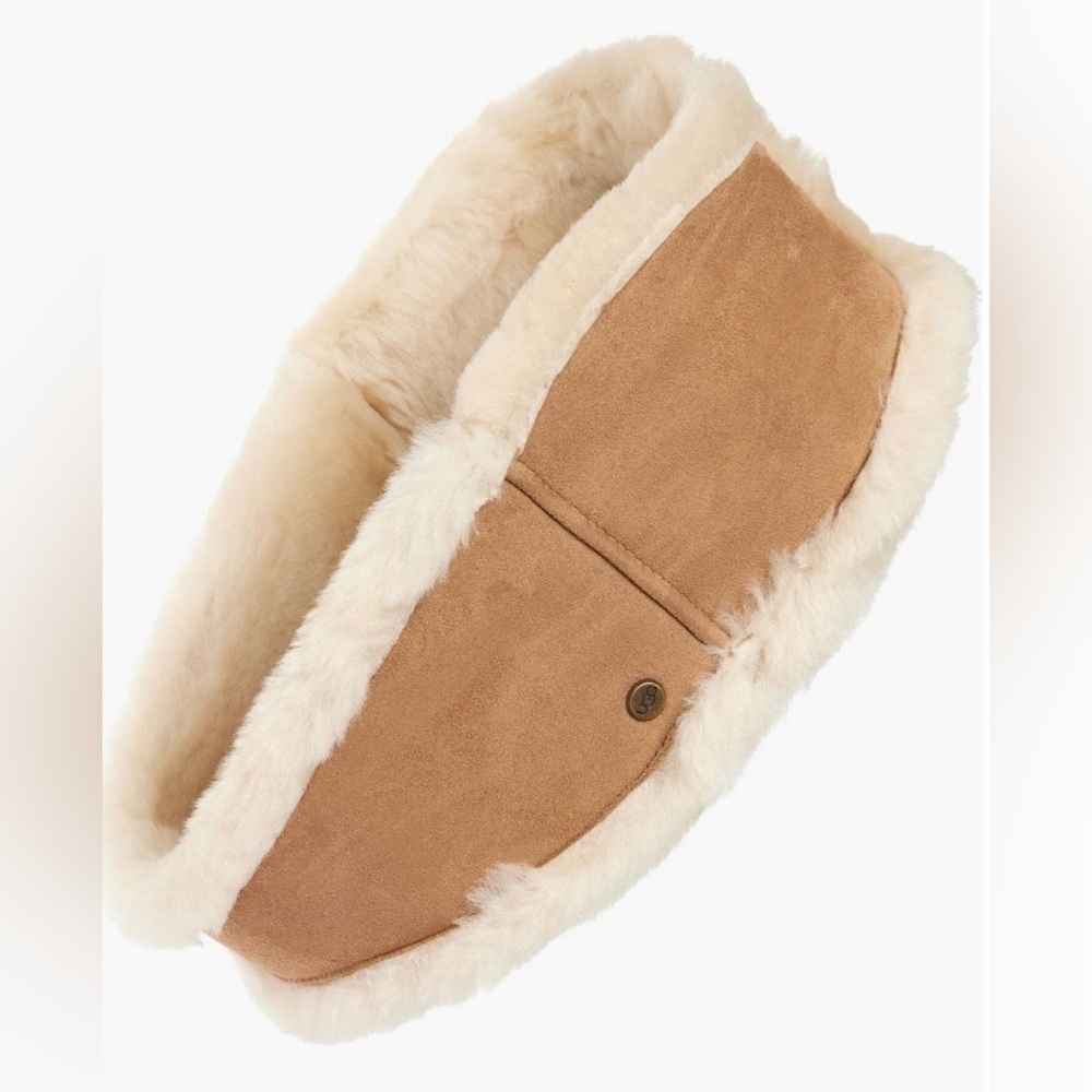 NWT UGG Reversible leather and shearling headband L/XL